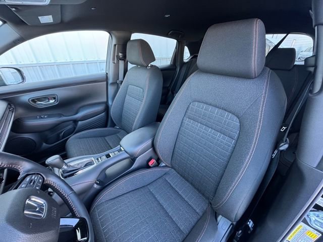 Used 2025 Honda HR-V Sport image 40