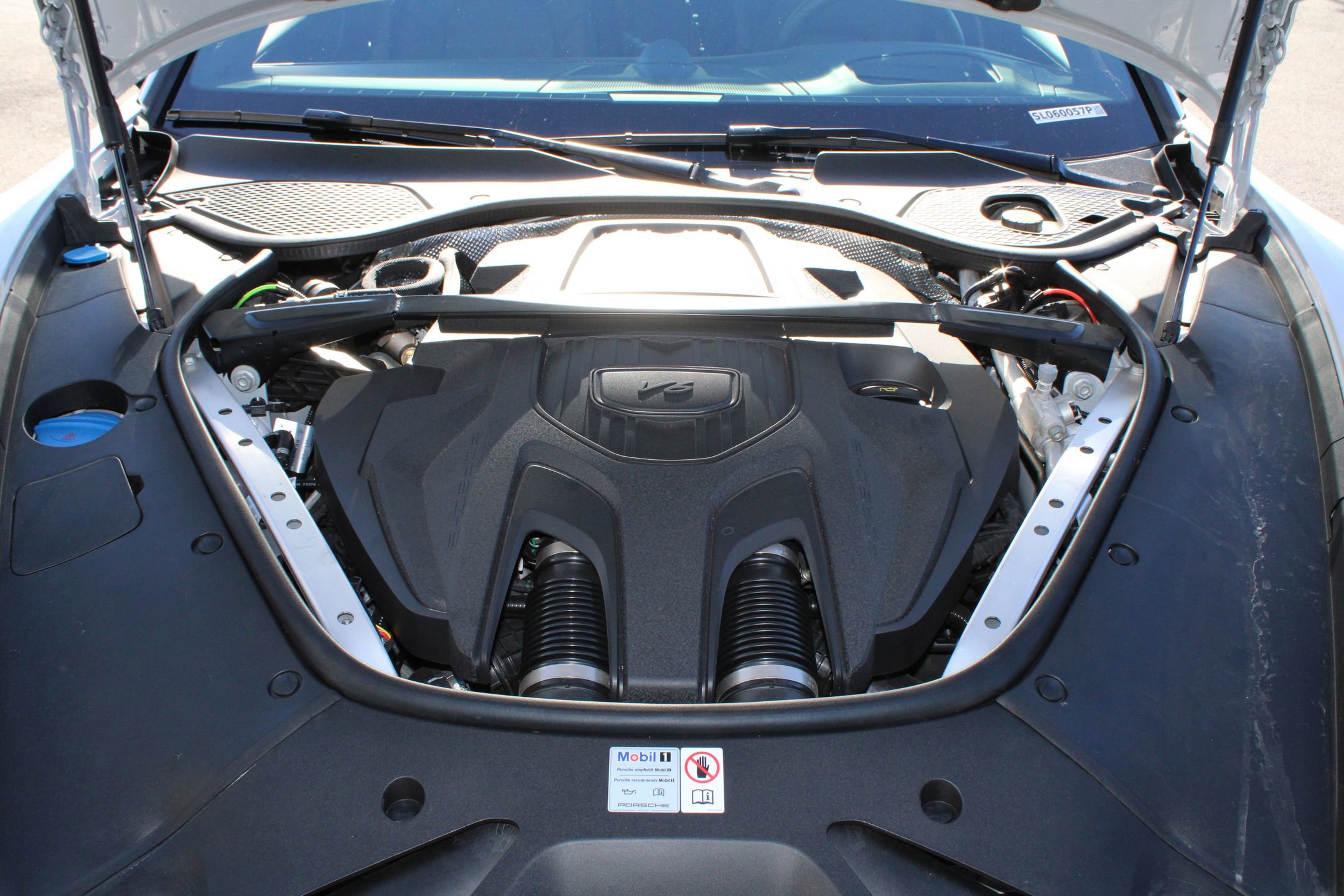 Used 2025 Porsche Panamera 4S image 28