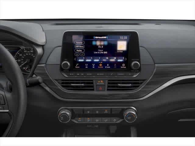 Used 2025 Nissan Altima 2.5 SV FWD image 7
