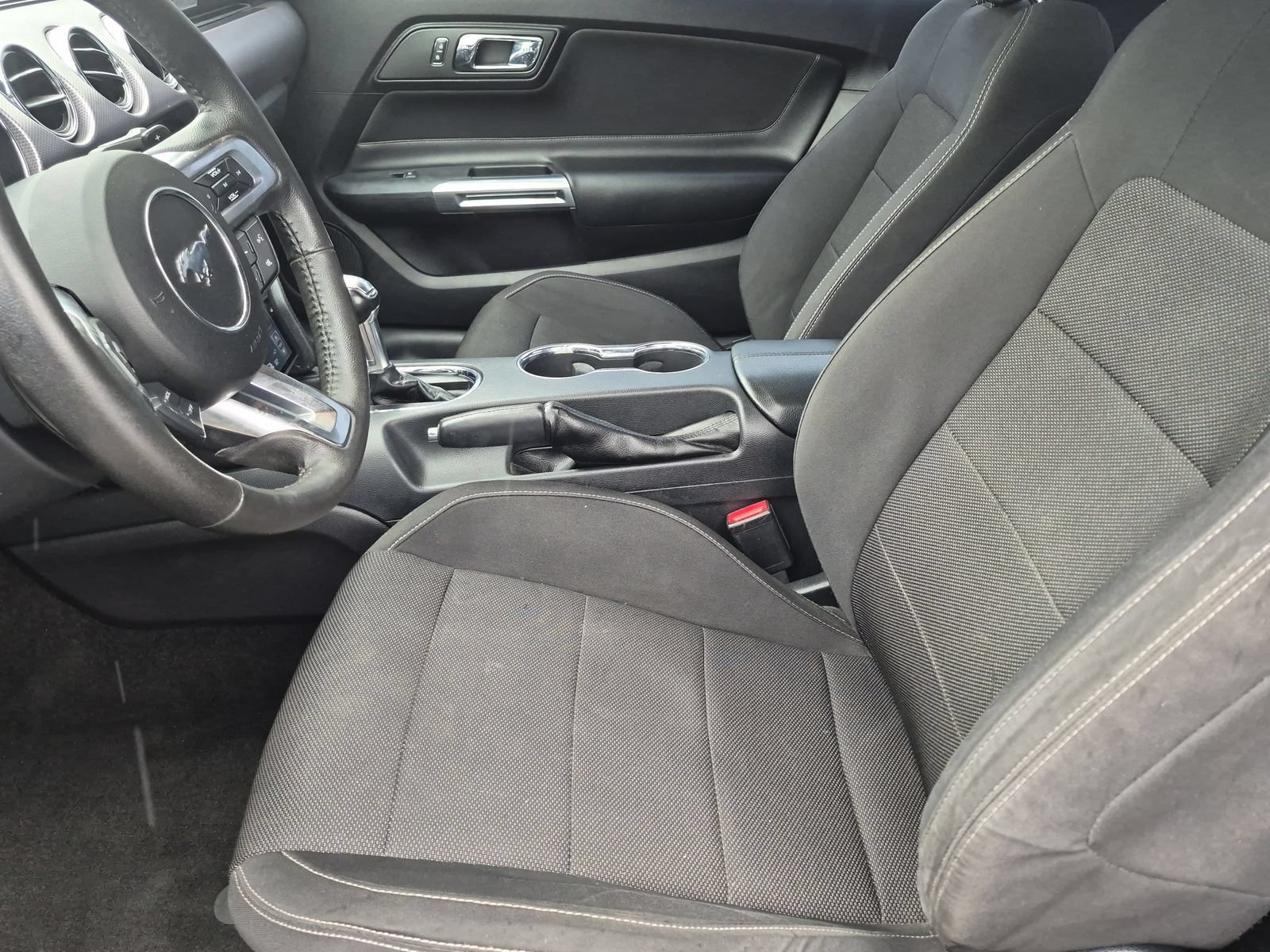 Used 2015 Ford Mustang Coupe w/ Equipment Group 051A RWD image 15