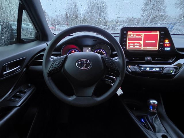 Used 2019 Toyota C-HR LE FWD image 20