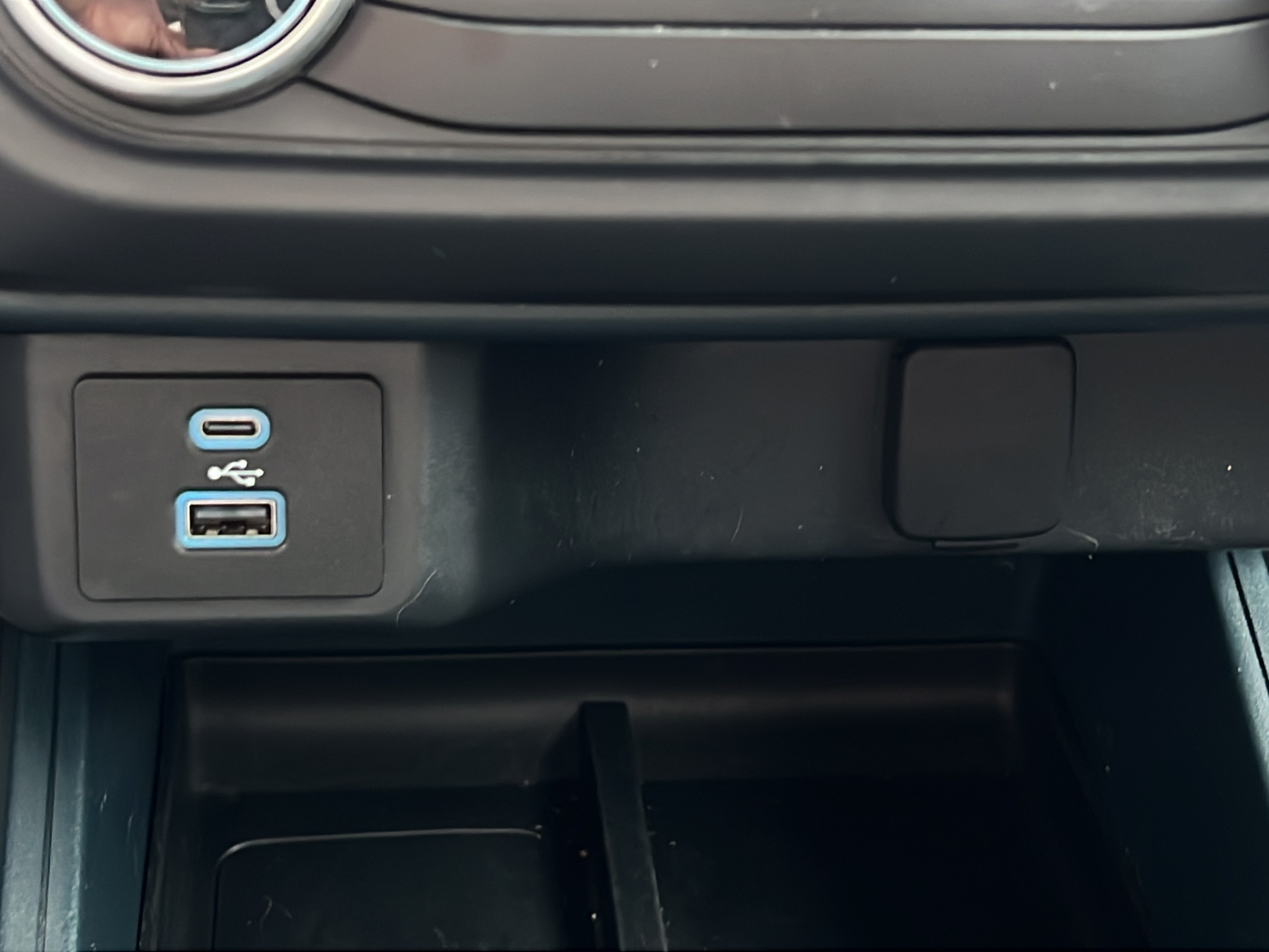 Used 2022 Ford Maverick XL FWD image 17