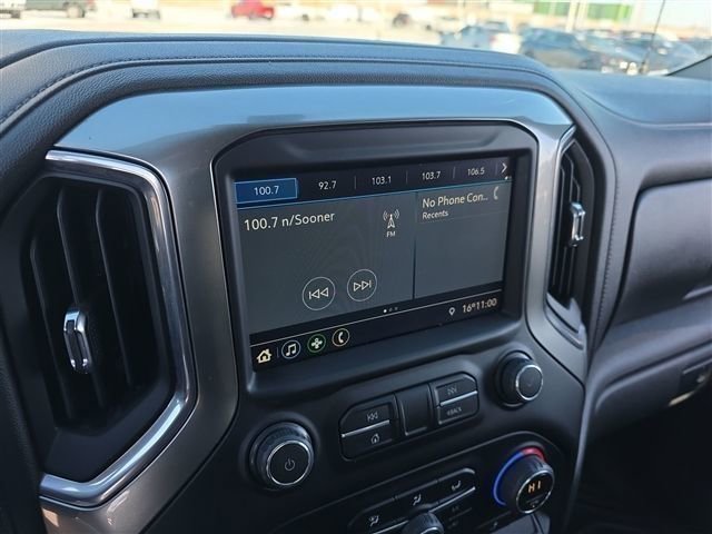 Used 2022 Chevrolet Silverado 1500 LT AWD/4WD image 46