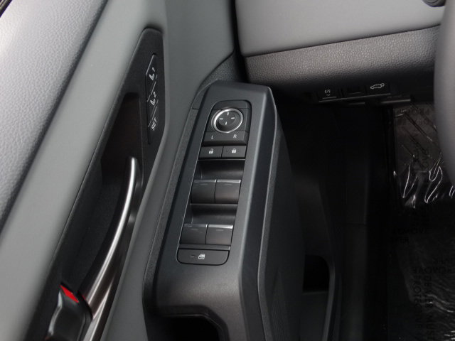 New 2026 Toyota RAV4 XSE image 30