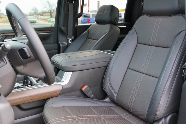 New 2026 Chevrolet Silverado 2500 High Country w/ Midnight Edition image 14