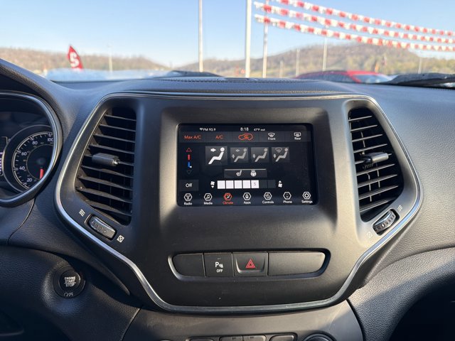 Used 2019 Jeep Cherokee Latitude Plus image 21