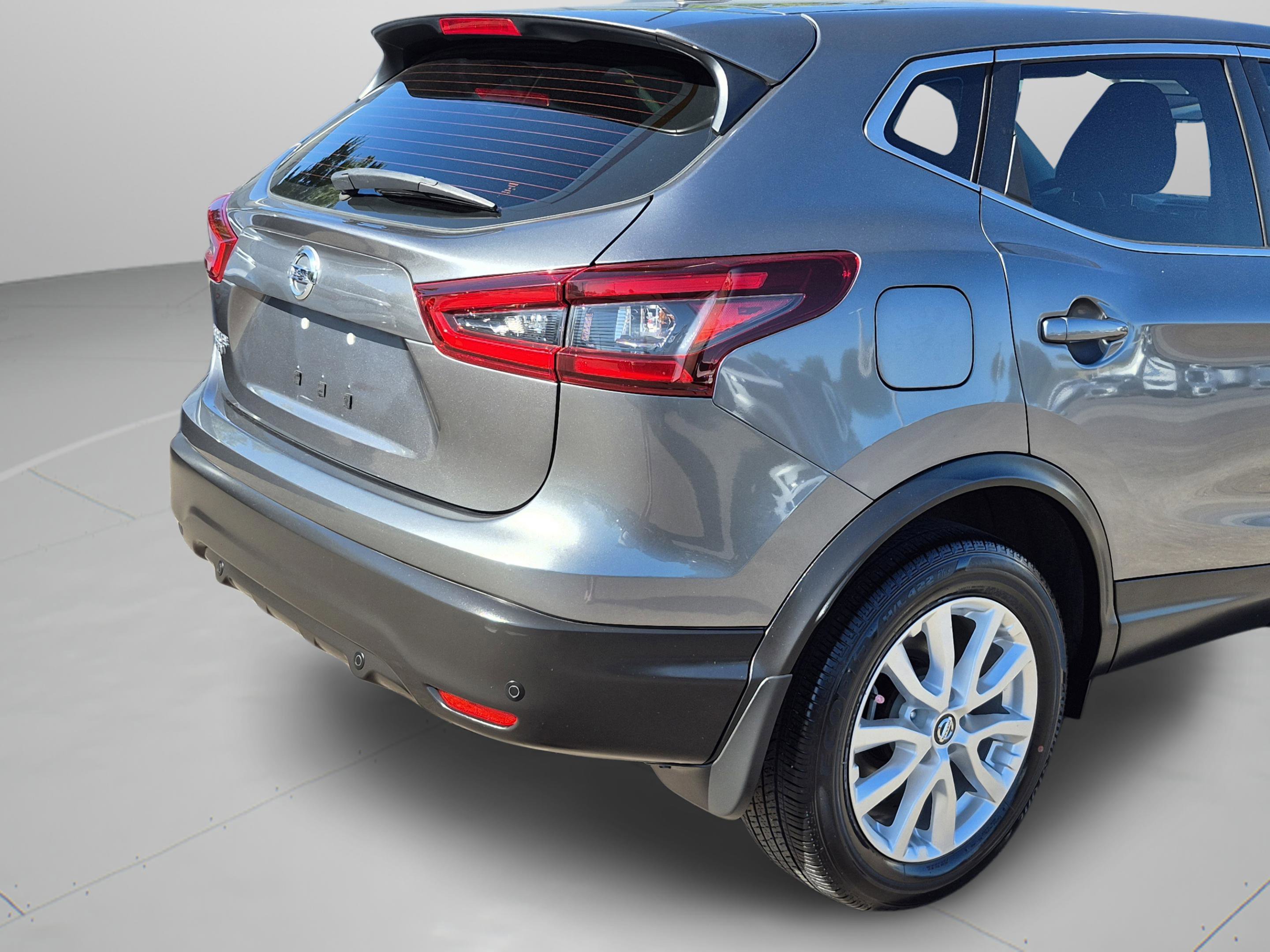 Certified 2021 Nissan Rogue Sport S FWD image 34
