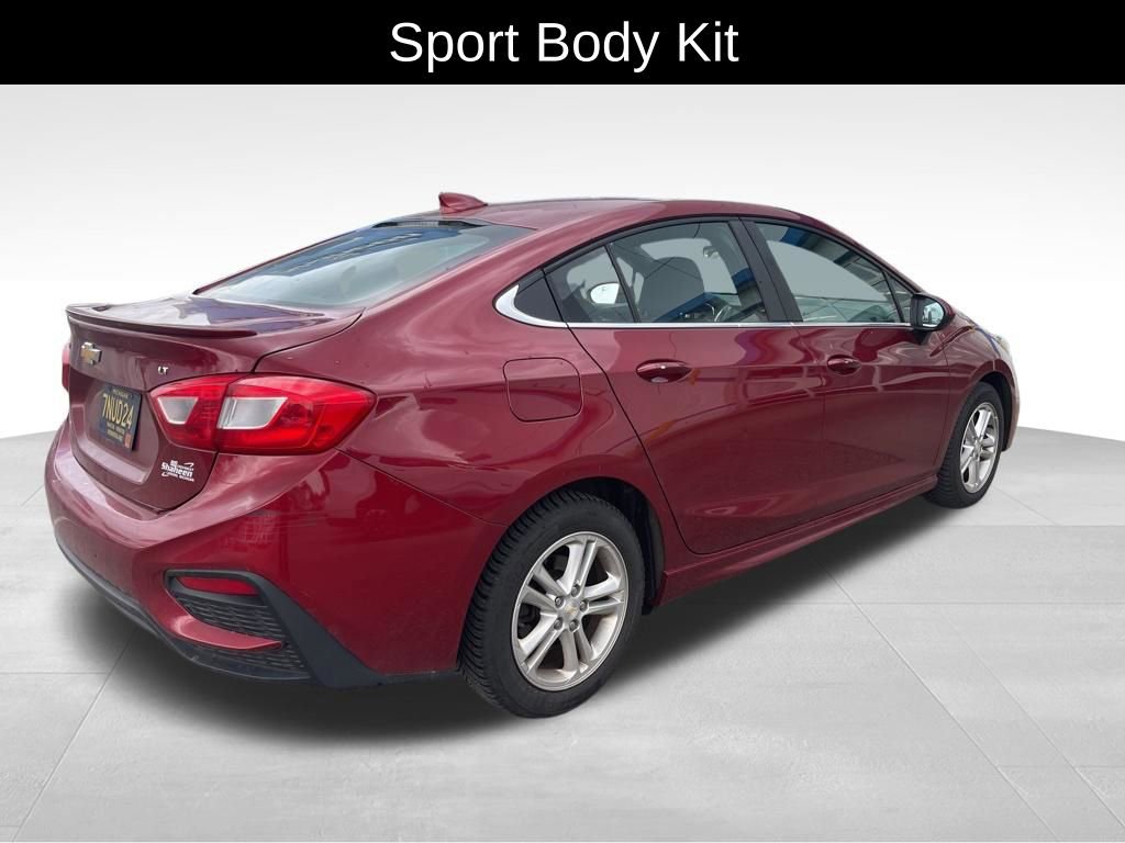 Used 2017 Chevrolet Cruze LT w/ Convenience Package FWD image 9