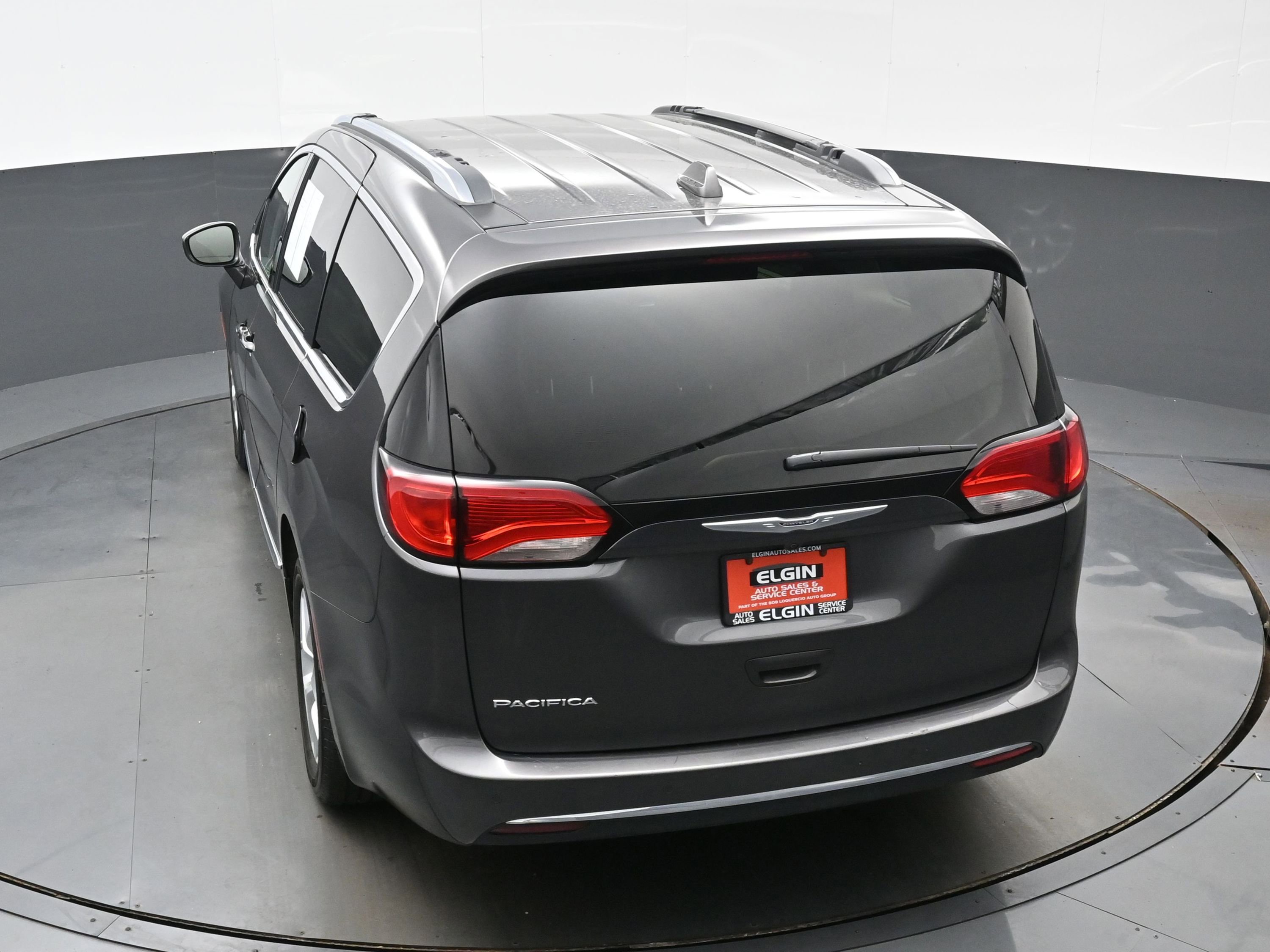 Used 2017 Chrysler Pacifica Touring-L Plus w/ Tire & Wheel Group image 37