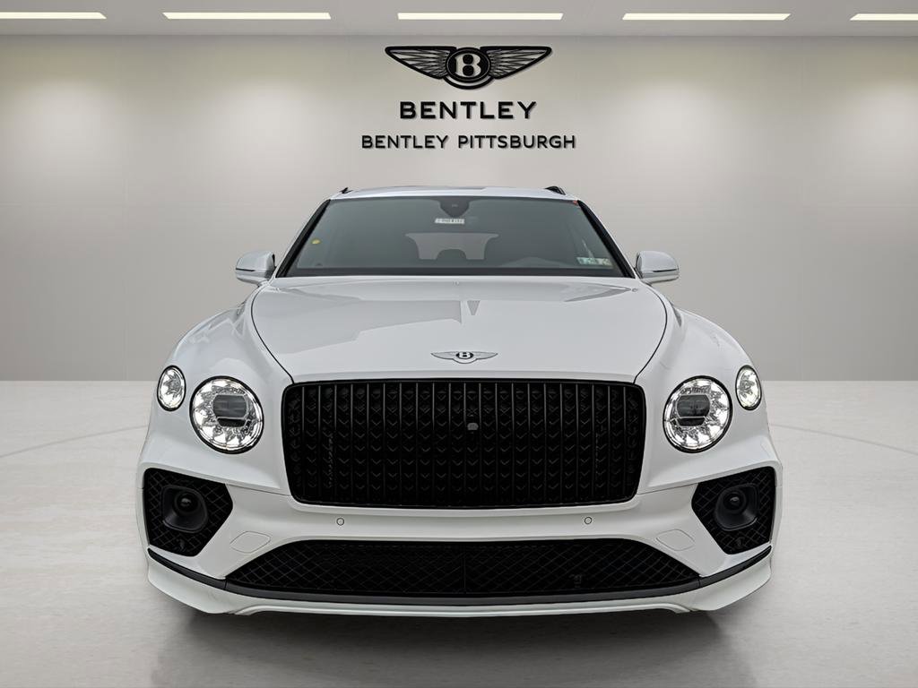 Used 2023 Bentley Bentayga Extended Wheelbase image 7