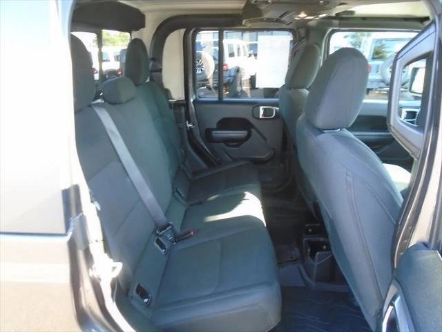 Certified 2021 Jeep Gladiator Willys image 9