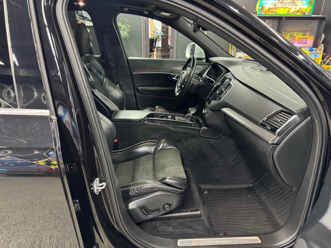 Used 2019 Volvo XC90 T6 R-Design w/ Advanced Package image 23