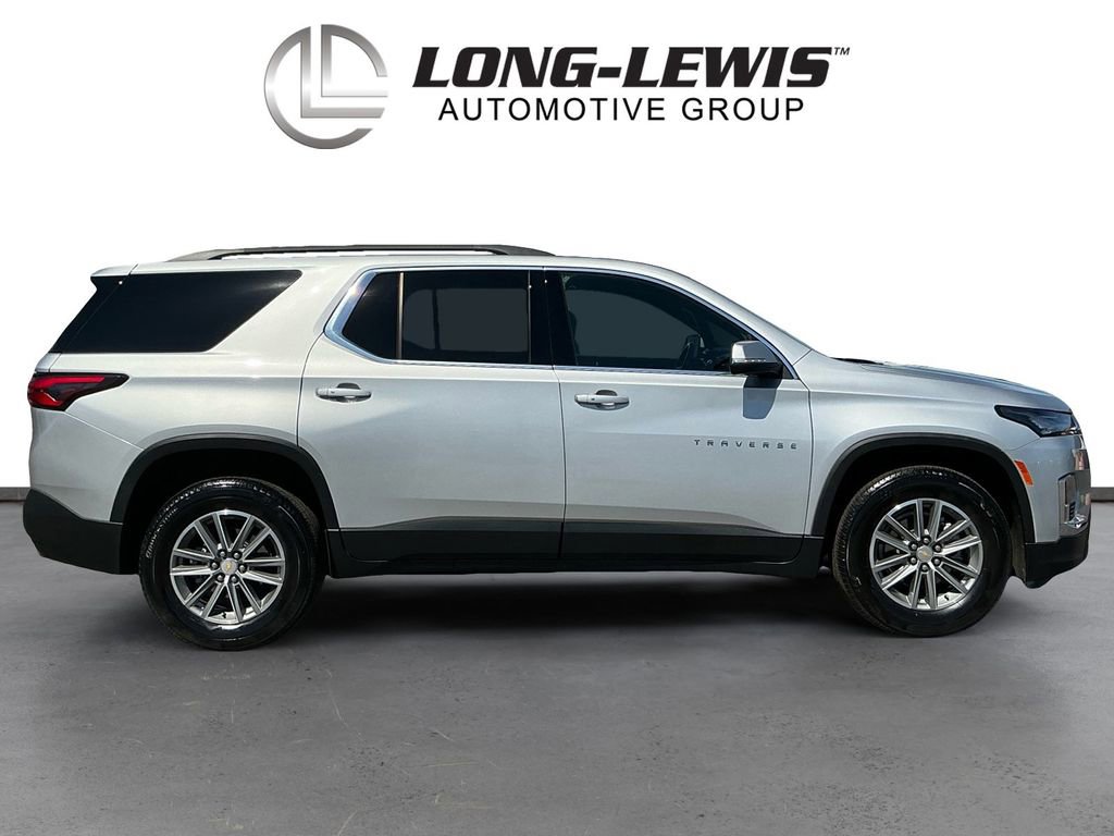 Used 2022 Chevrolet Traverse LT image 8
