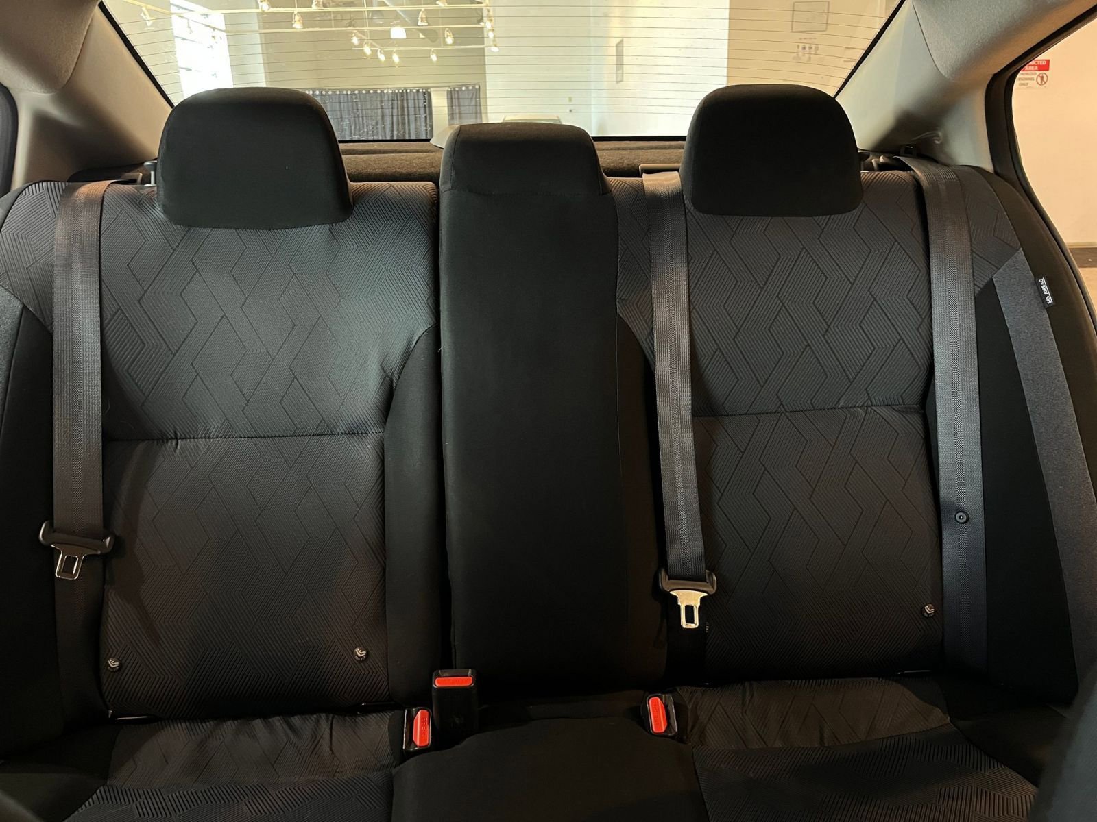 Used 2025 Nissan Versa SV image 37