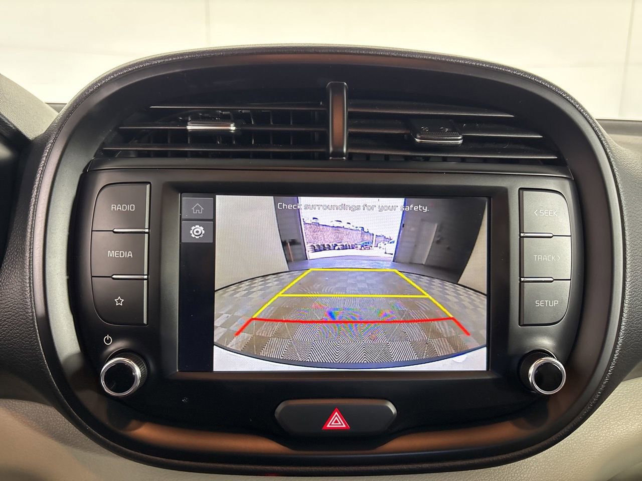 Used 2025 Kia Soul LX image 15