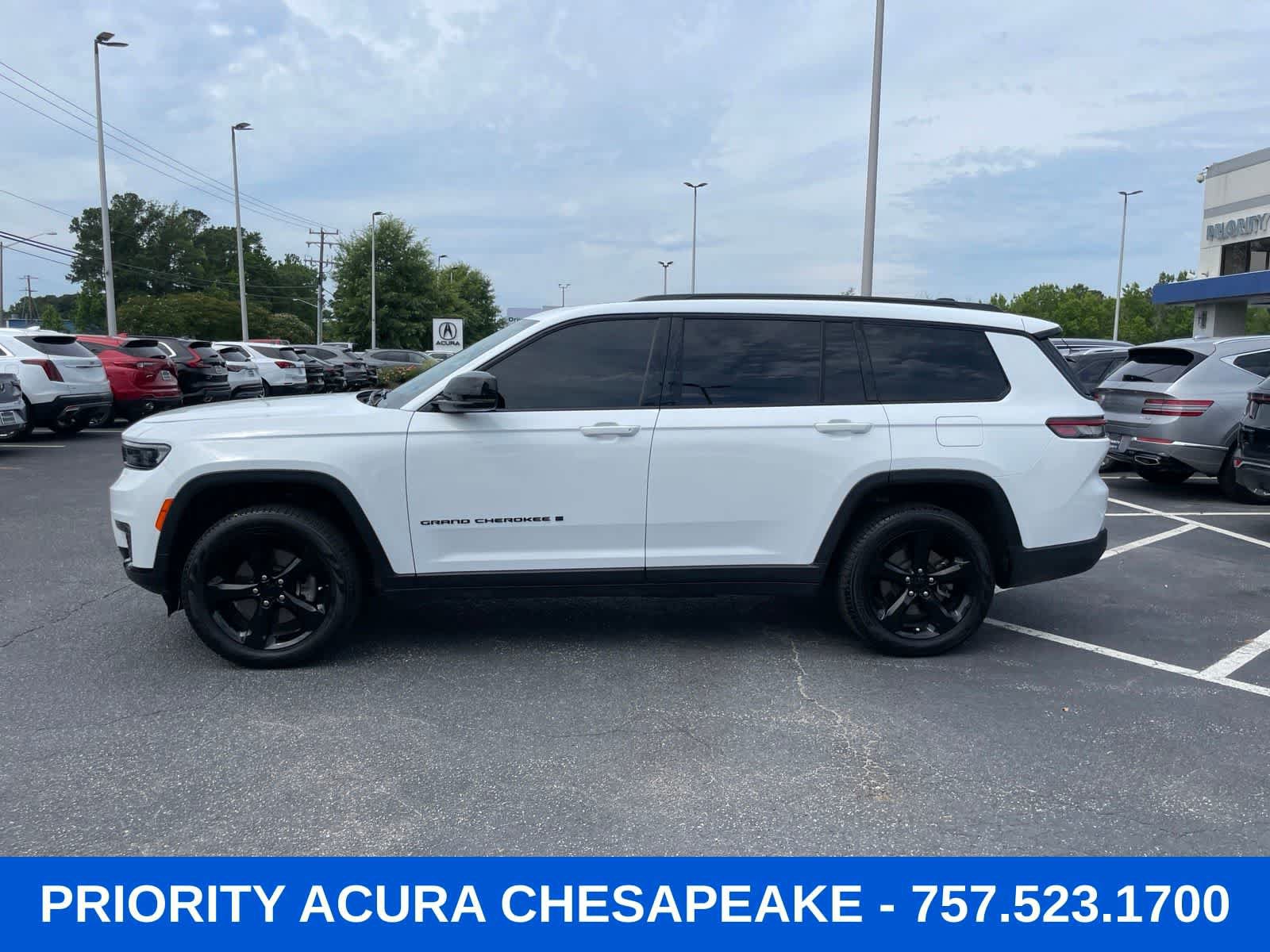 Used 2025 Jeep Grand Cherokee L Limited w/ Black Appearance Package AWD/4WD video 2