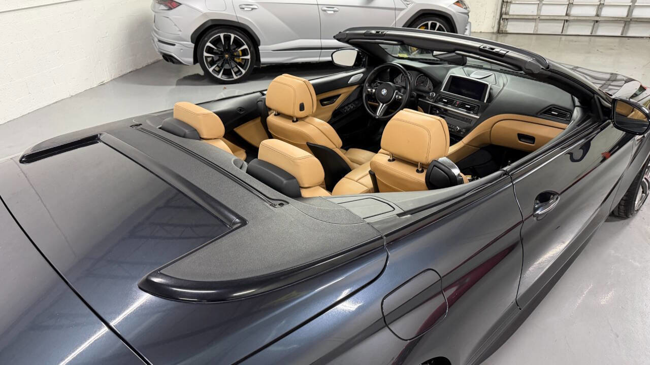 Used 2013 BMW M6 Convertible RWD image 11