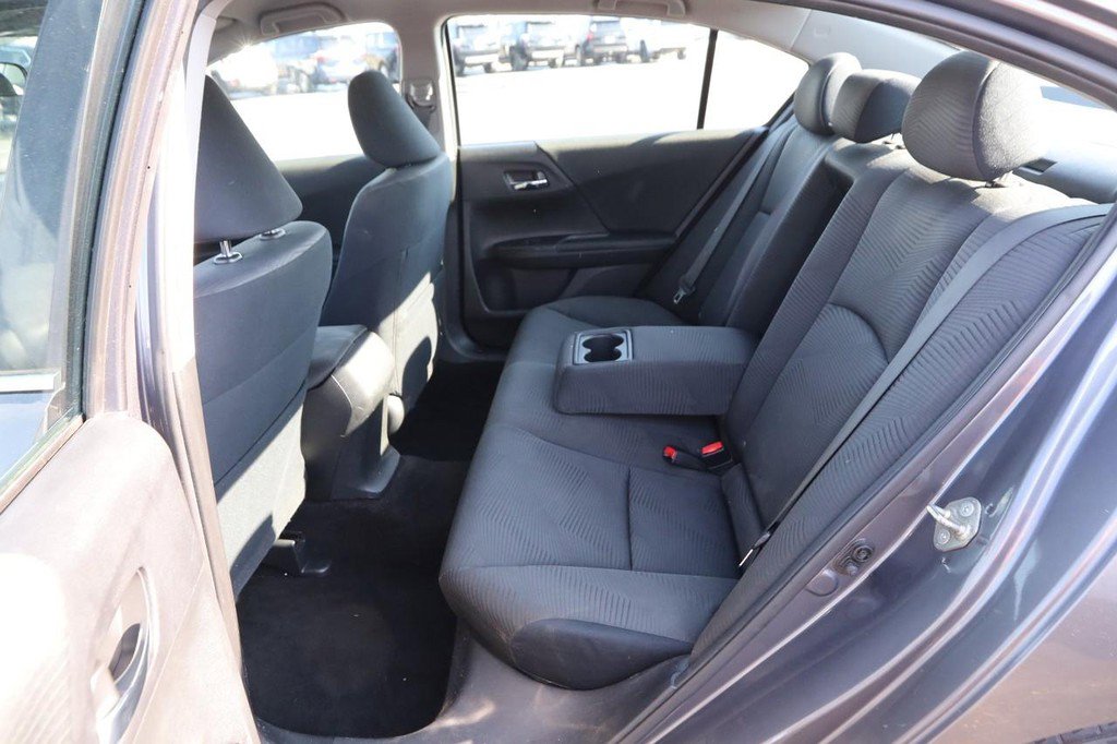 Used 2016 Honda Accord LX image 9
