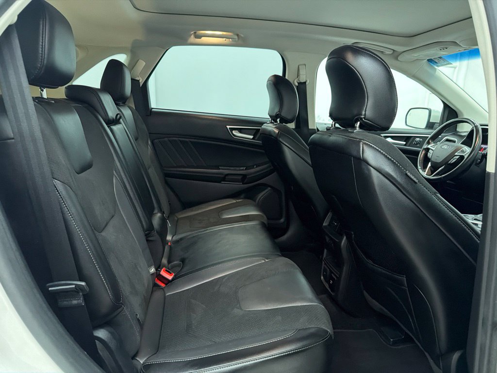 Used 2015 Ford Edge Sport w/ Equipment Group 401A AWD/4WD image 26