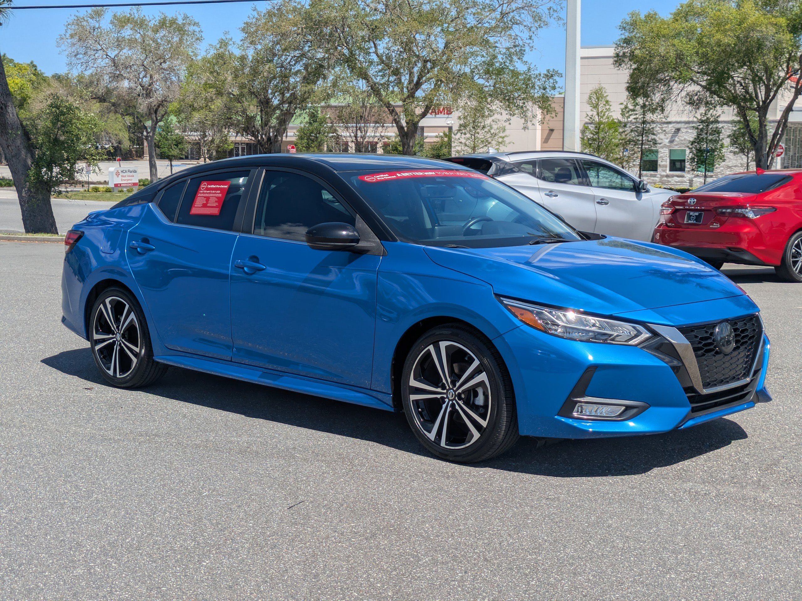 Certified 2023 Nissan Sentra SR w/ Electronics Package image 2