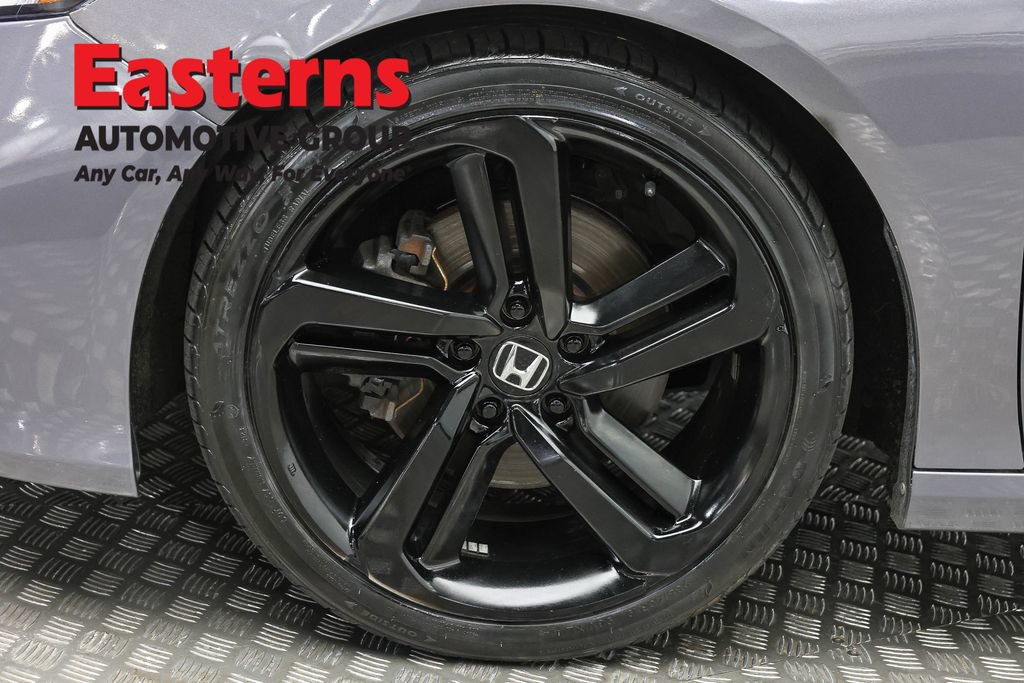 Used 2018 Honda Accord Sport image 30