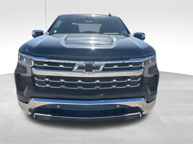 New 2026 Chevrolet Silverado 1500 LTZ w/ Z71 Off-Road Package image 3