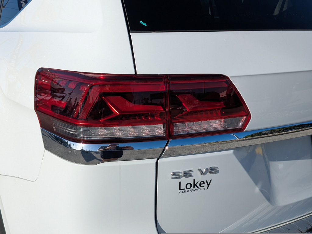 Certified 2023 Volkswagen Atlas SE w/ Panoramic Sunroof Package FWD image 8