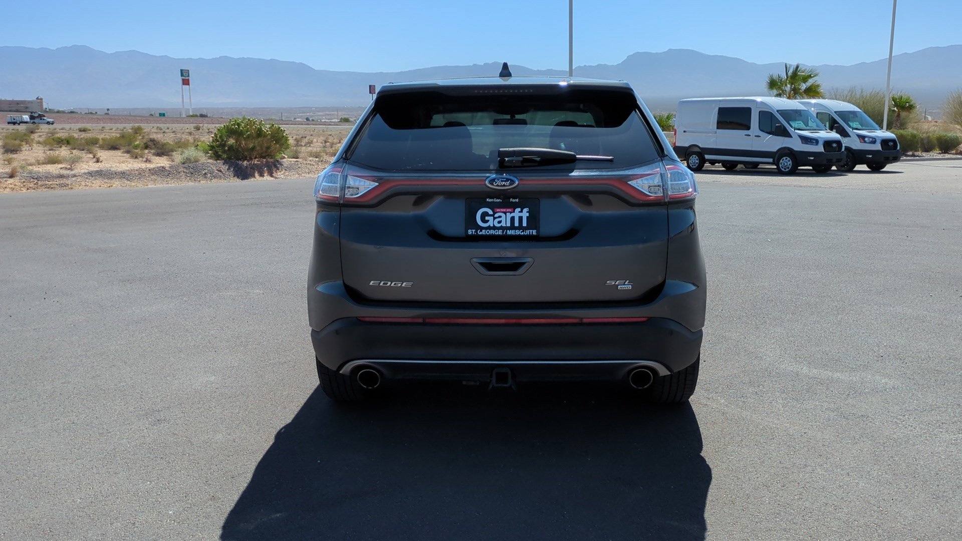 Used 2017 Ford Edge SEL w/ Equipment Group 201A image 4