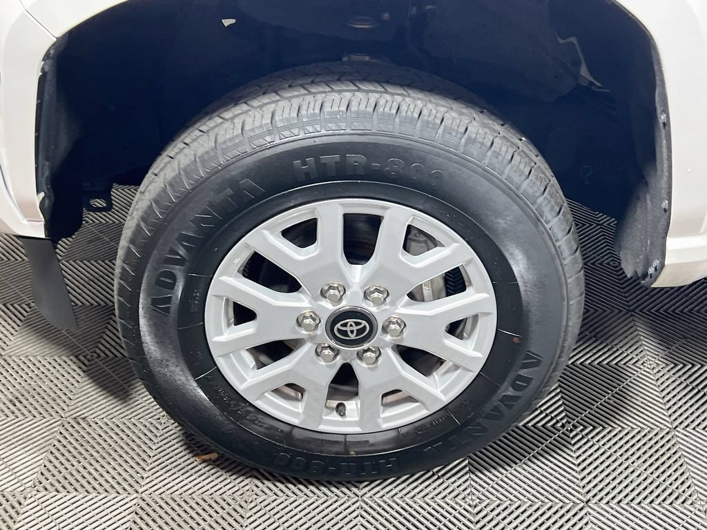 Certified 2024 Toyota Tacoma SR5 RWD image 27
