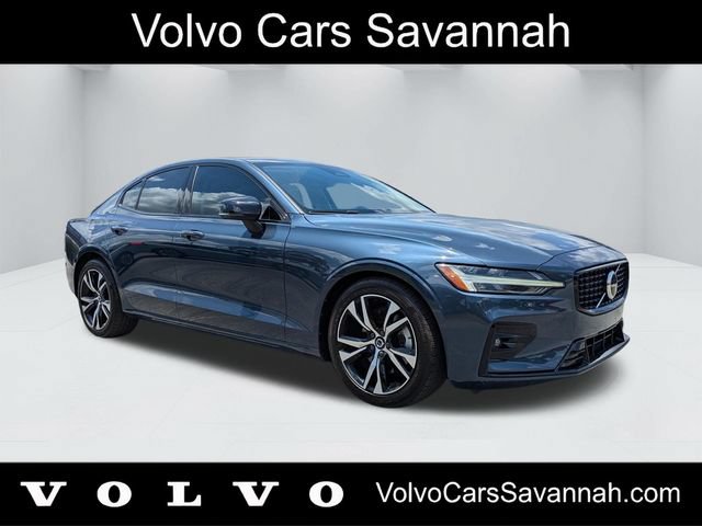 Certified 2025 Volvo S60 B5 Core FWD video 1