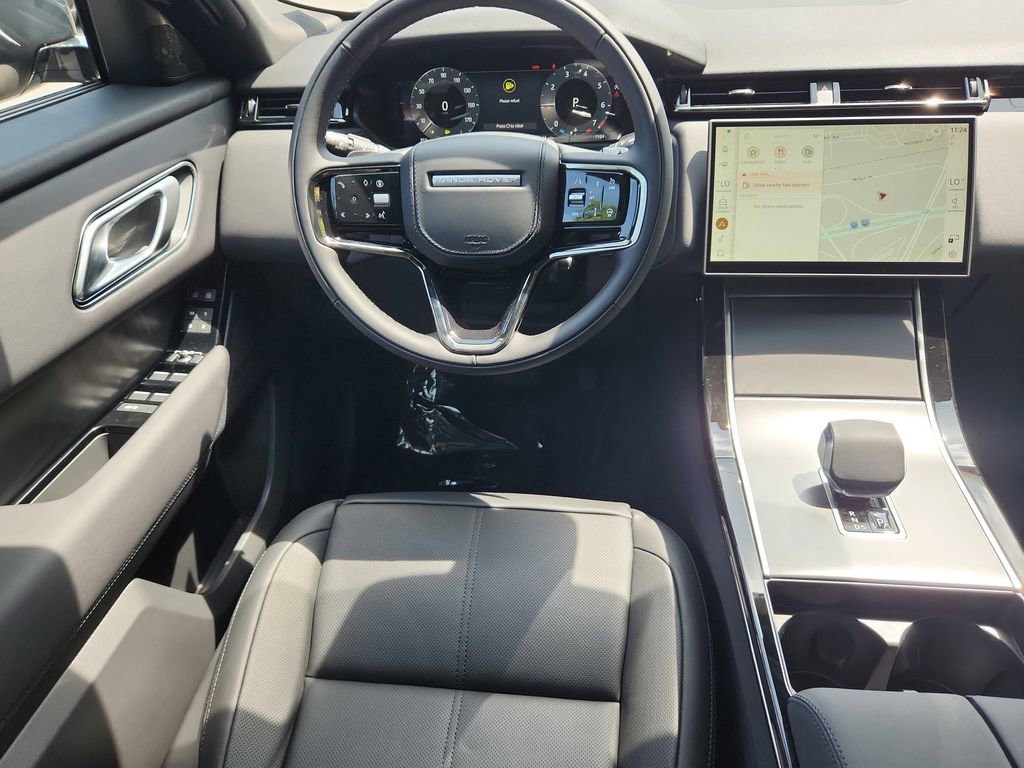 Used 2026 Land Rover Range Rover Velar S AWD/4WD image 4