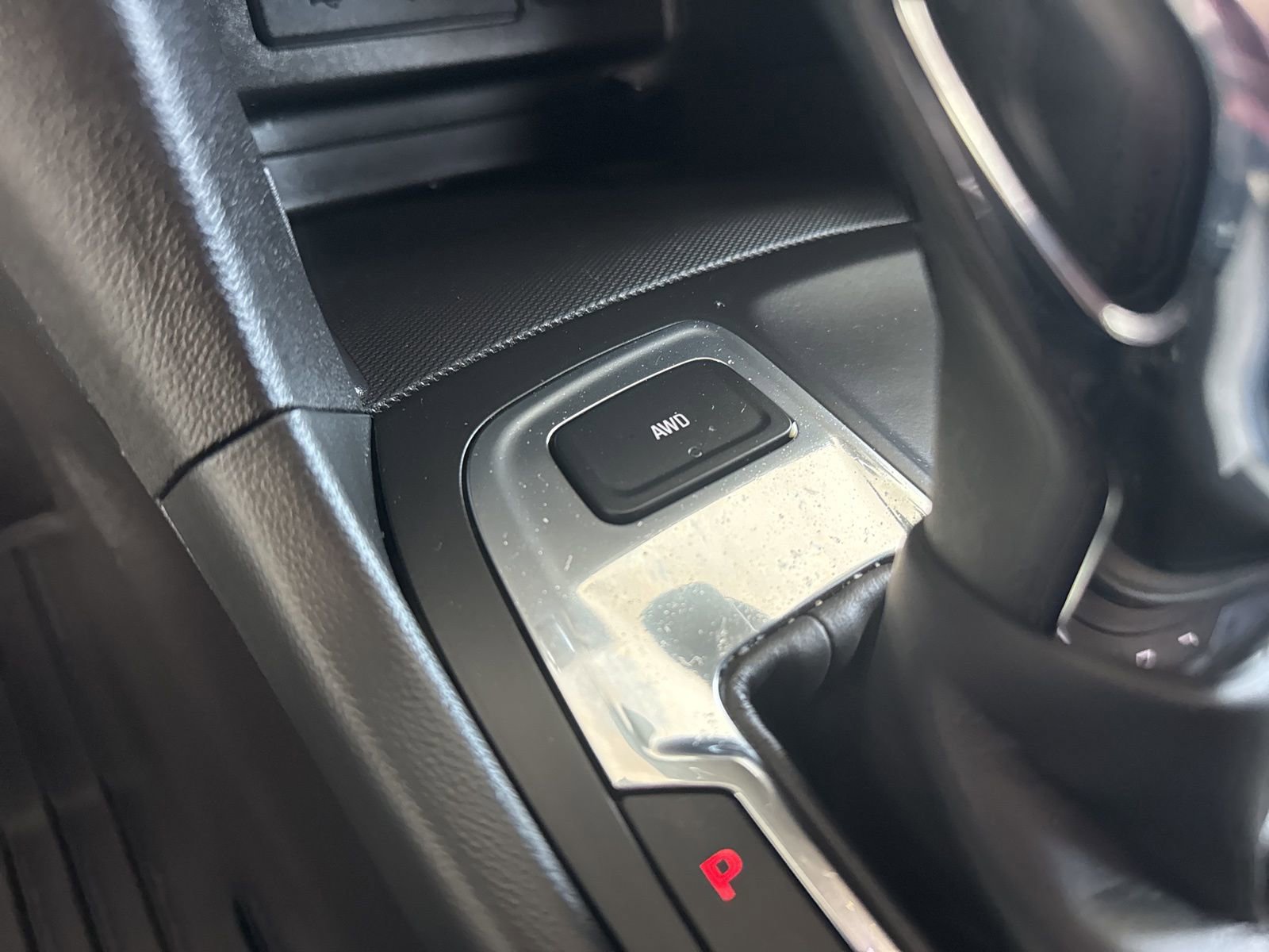 Used 2024 Chevrolet Equinox LS w/ LS Convenience Package image 27