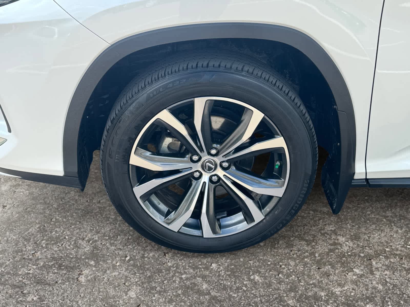 Used 2022 Lexus RX 350L Premium w/ Premium Package AWD/4WD image 15