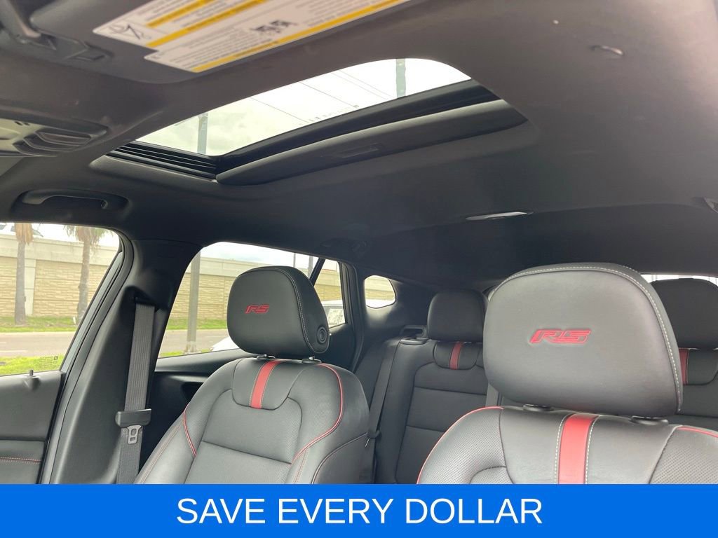 Used 2025 Chevrolet Trax RS w/ Sunroof Package FWD image 23
