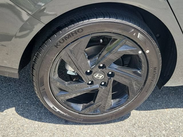 New 2026 Hyundai Elantra Sport FWD image 28