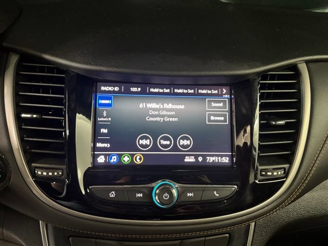Used 2020 Chevrolet Trax LT w/ LT Convenience Package FWD image 5