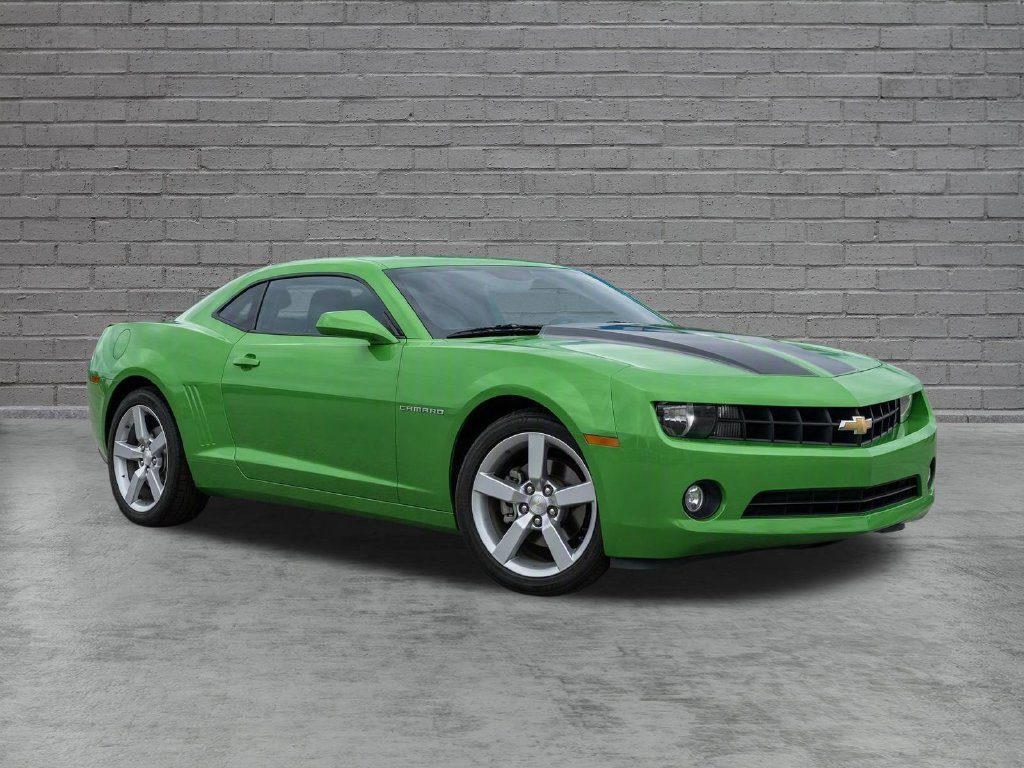 Used 2010 Chevrolet Camaro LT RWD image 1