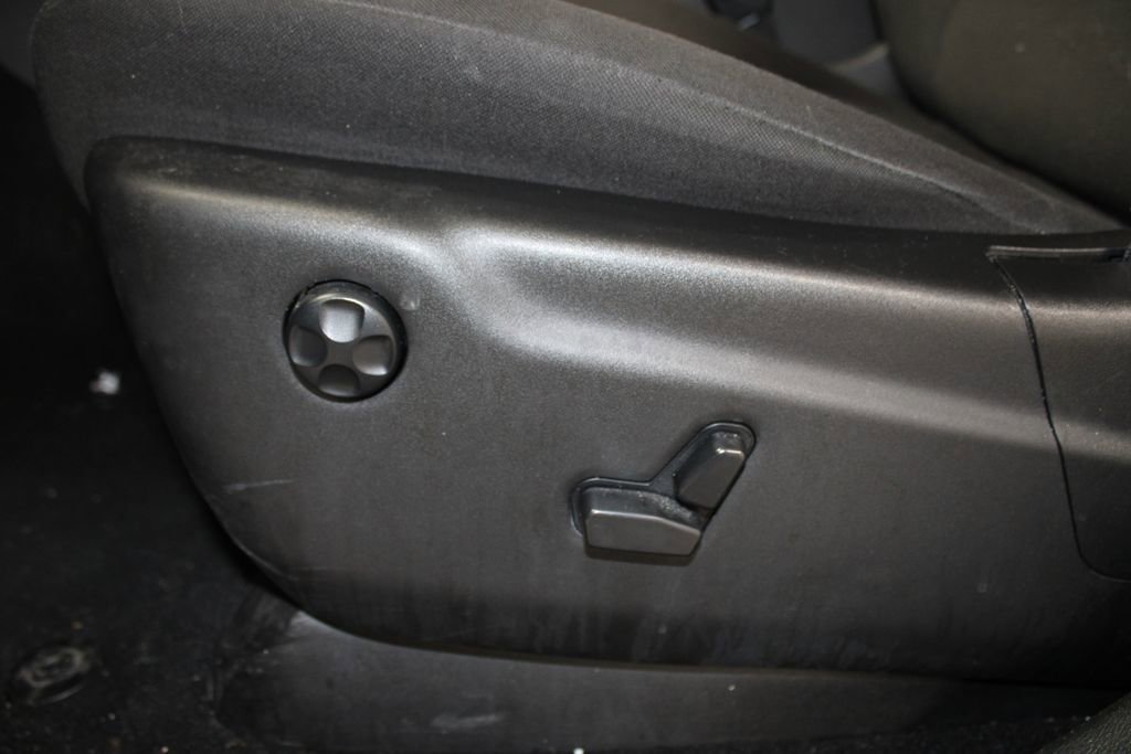 Used 2024 Dodge Durango GT image 14