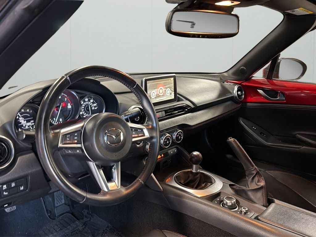 Used 2016 MAZDA MX-5 Miata Grand Touring RWD image 27