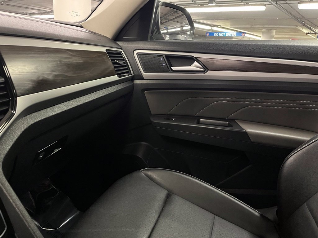 Used 2023 Volkswagen Atlas SE w/ Panoramic Sunroof Package FWD image 33