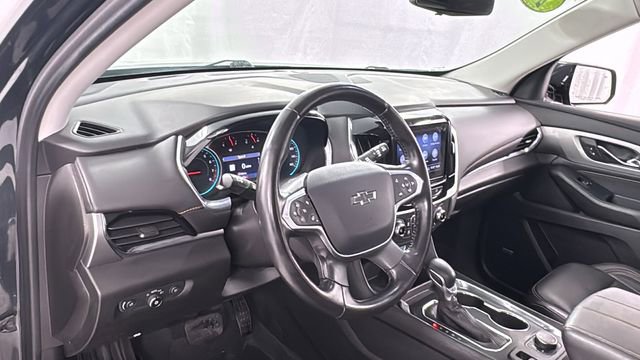 Used 2021 Chevrolet Traverse RS image 37