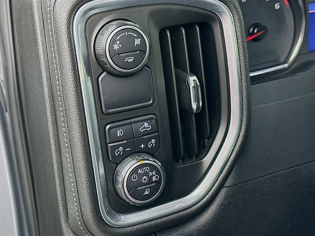 Used 2019 Chevrolet Silverado 1500 LTZ w/ LTZ Plus Package image 17