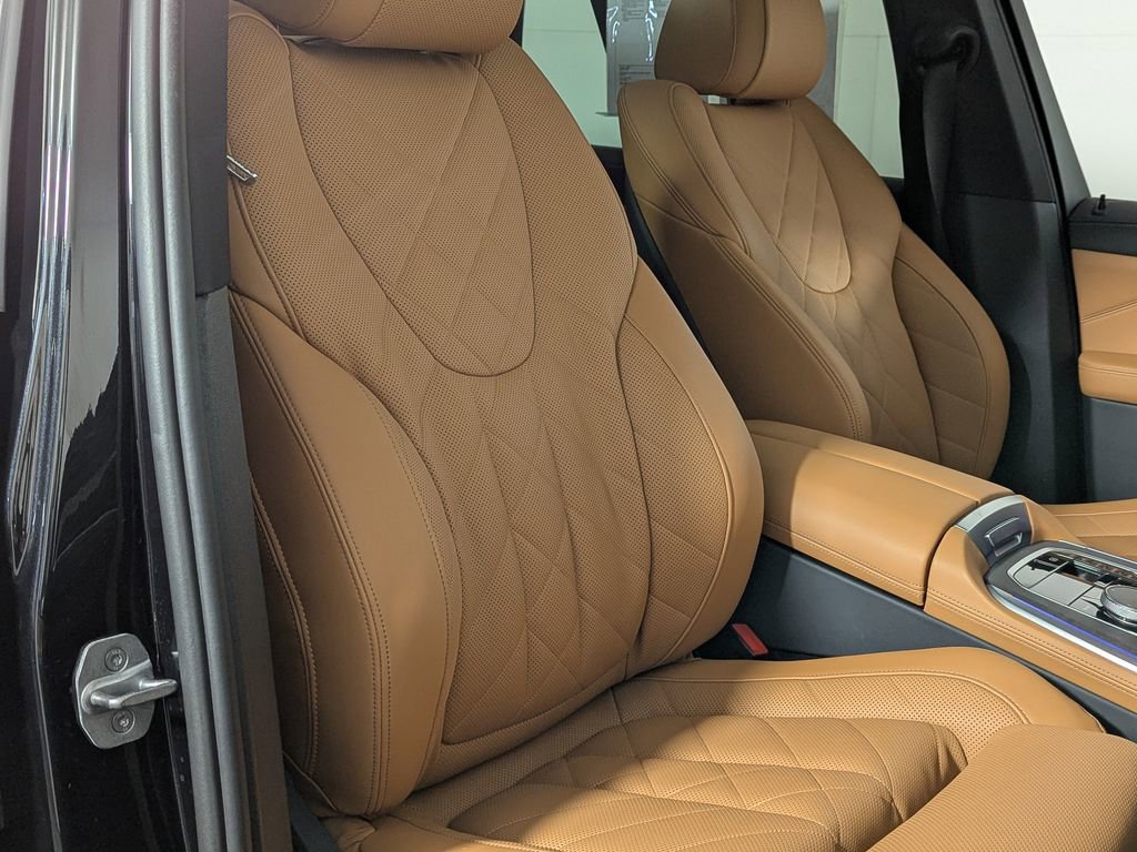 Certified 2024 BMW X5 xDrive40i w/ Premium Package image 29