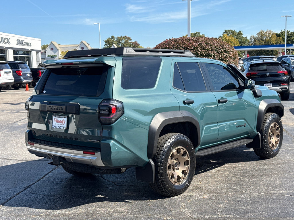 Used 2025 Toyota 4Runner Trailhunter AWD/4WD image 7