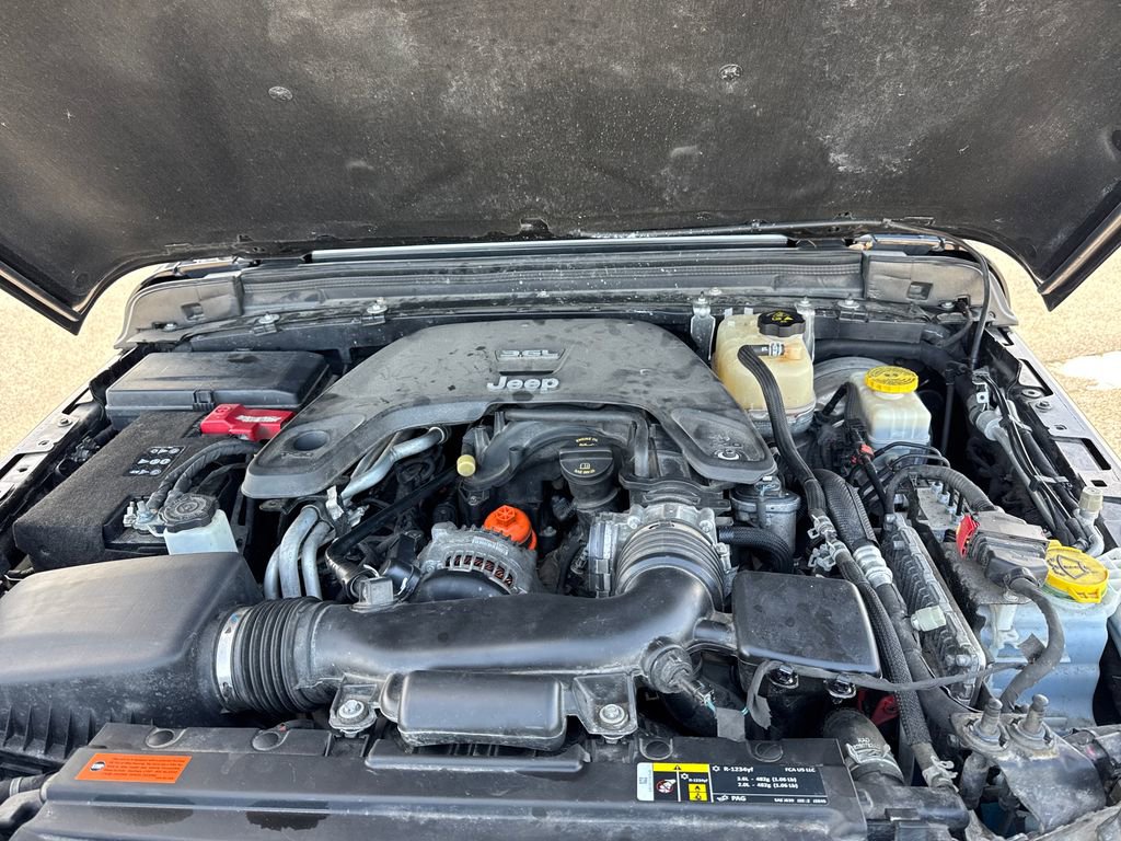 Certified 2018 Jeep Wrangler Unlimited Sahara image 41