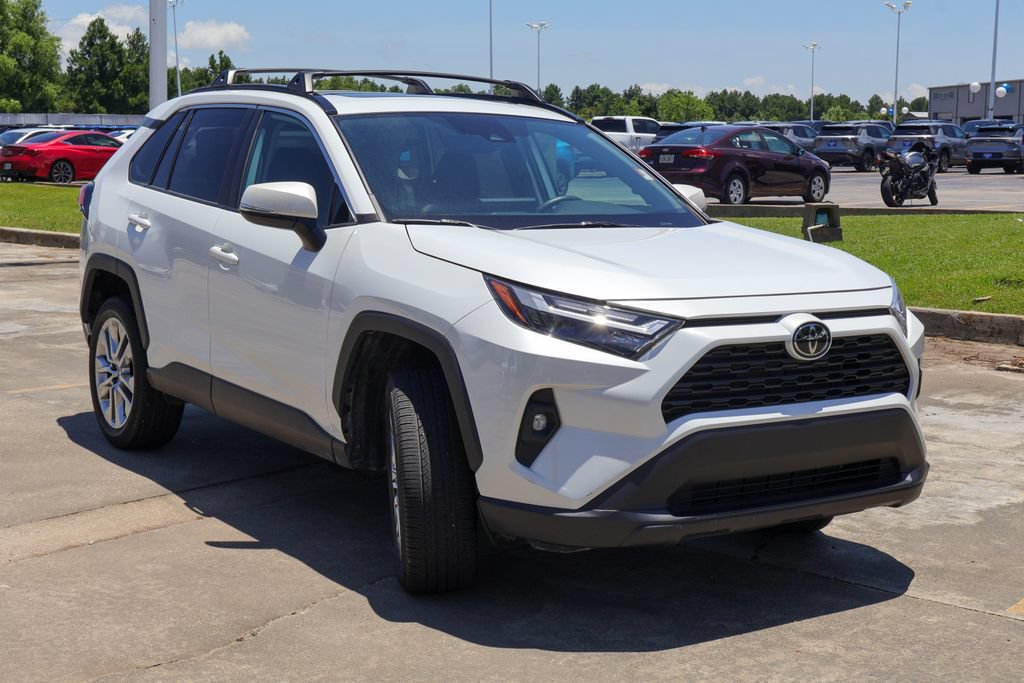 Used 2025 Toyota RAV4 XLE Premium w/ Weather Package FWD image 23