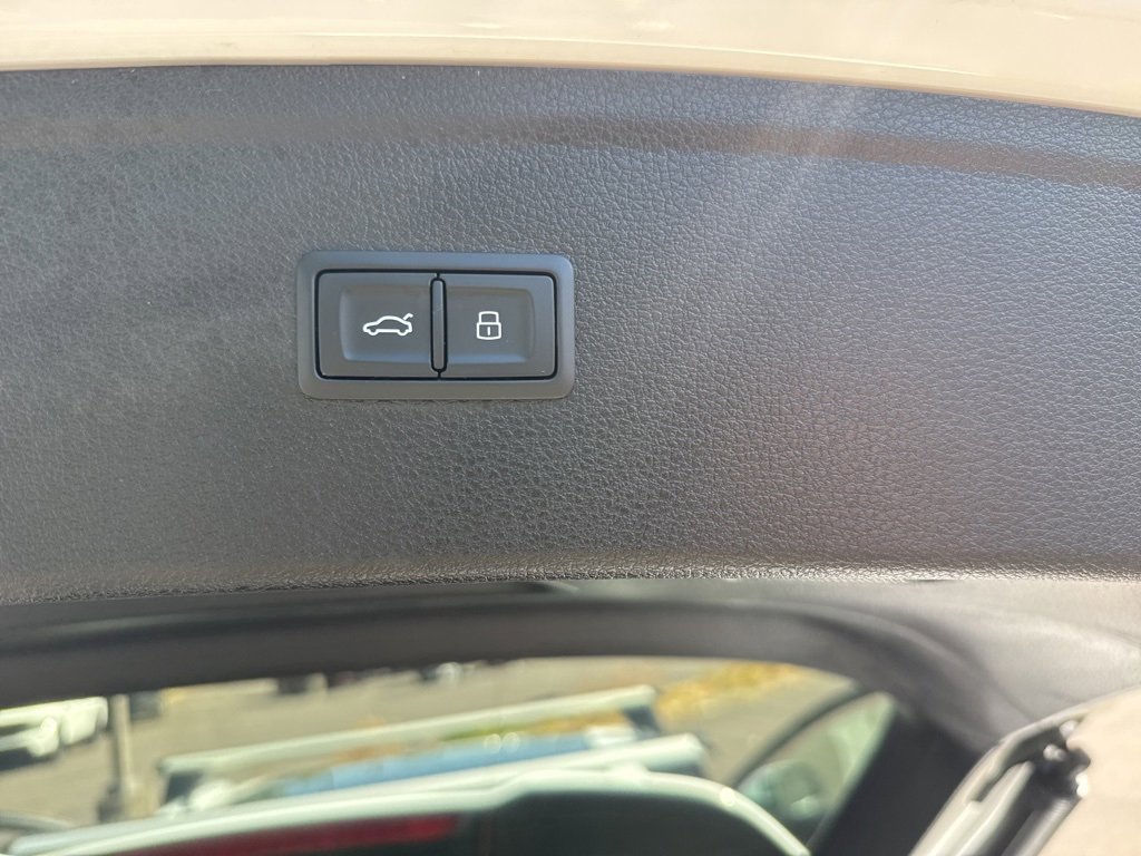 Used 2023 Audi Q5 2.0T Premium Plus image 31