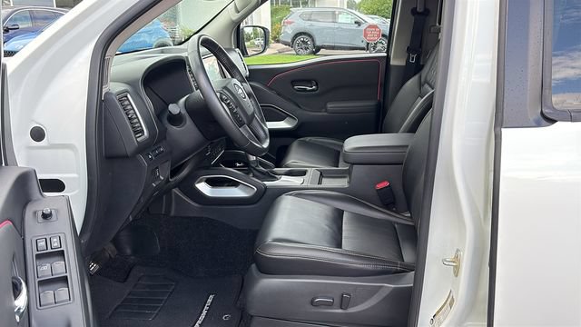 Certified 2024 Nissan Frontier SL w/ Technology Package AWD/4WD image 9