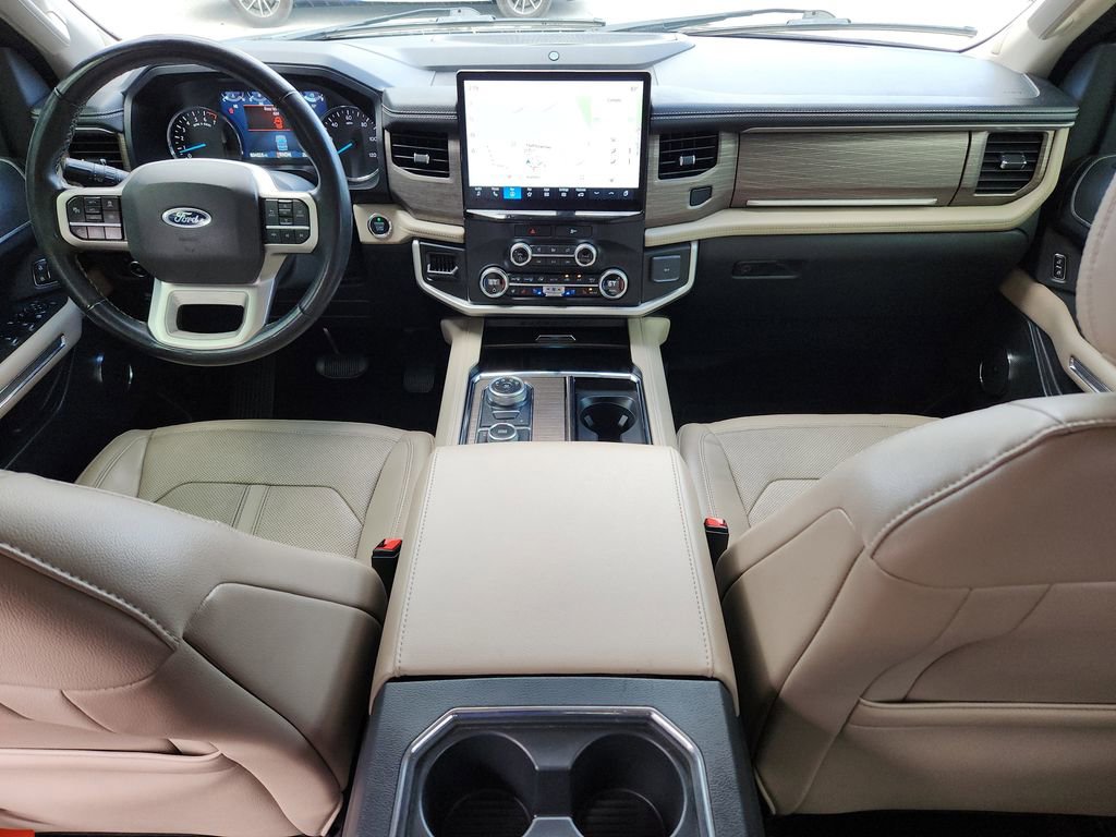 Used 2023 Ford Expedition Limited image 13