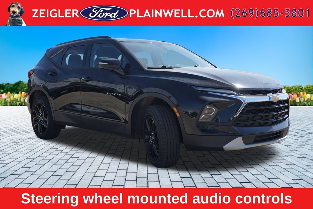Used 2023 Chevrolet Blazer LT AWD/4WD image 7
